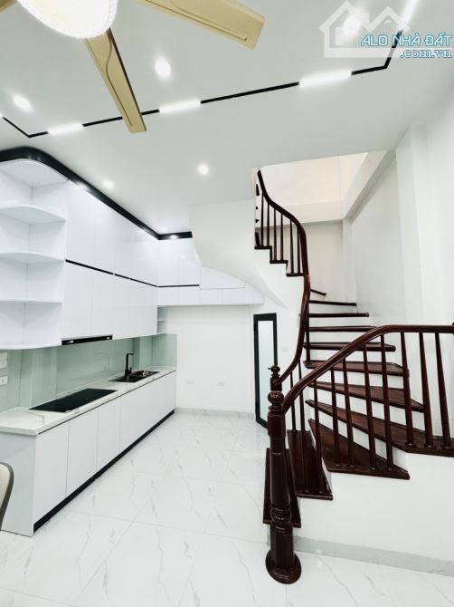 Bán nhà đẹp gần phố 5 tầng đường Vũ Trọng Phụng, Thanh Xuân - 1