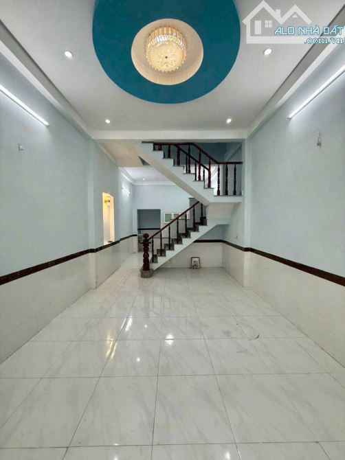 Bán nhà 1 Lầu ĐẸP đường xe ô tô vào tận nơi sát Bùi Hữu Nghĩa Chợ Đồn P Bửu Hòa nhỉnh 2 tỷ - 2