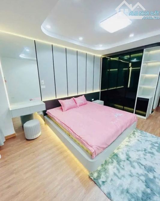 BÁN NHÀ  HIẾM TẠI BÁT KHỐI, LONG BIÊN – Ô TÔ ĐỖ CỬA, VIEW THOÁNG ĐẸP – 40M2- 6.X TỶ - 2