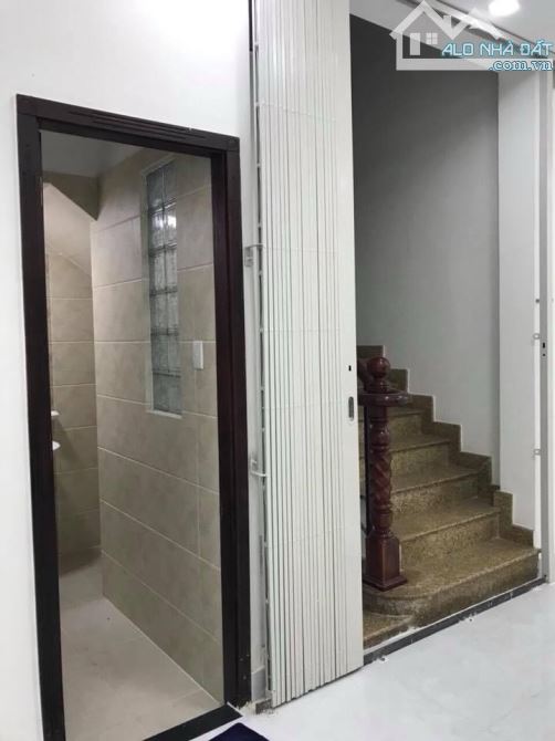 Giảm tiếp 2 tỷ, còn 18 thôi, MT Cách Mạng Tháng 8, 77m2, 5 tầng. - 2