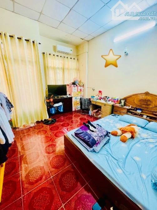 CHỢ THẠCH ĐÀ, HẺM 1 TRỤC 7M, 65m2, 2 tầng, kinh doanh đa nghề, NHỈNH 6 tỷ6 - 3