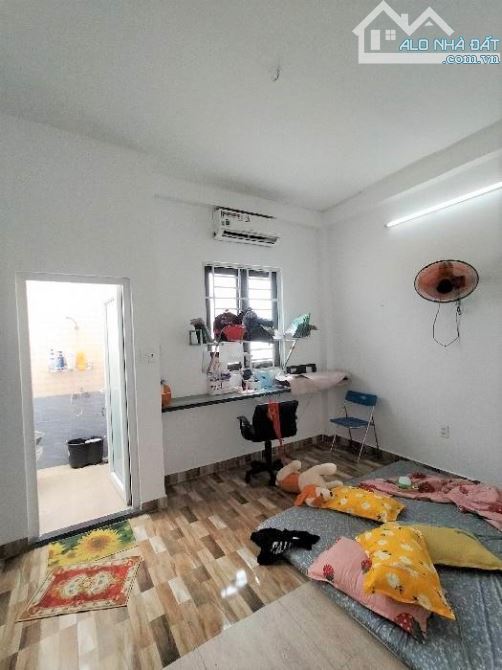 Nhà Làng Tăng Phú, 3 tầng, 4PN, 65m2, ngang 4.2m, Hẻm xe hơi, nhỉnh 5 tỷ - 3