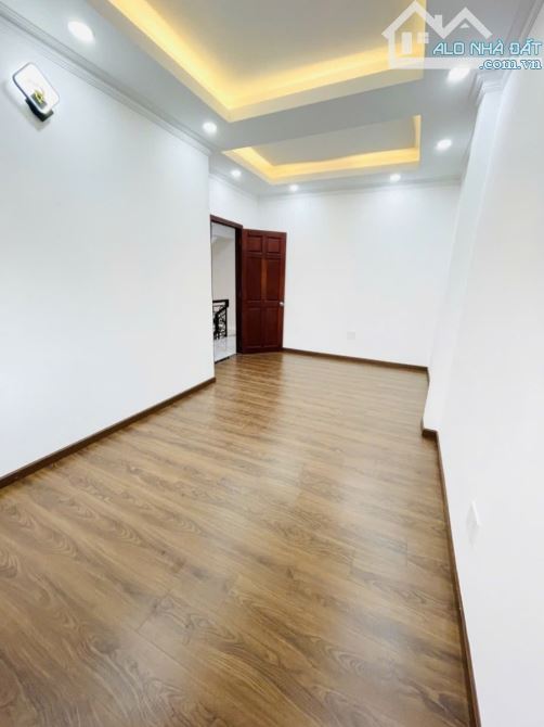 Bán nhà Nguyễn Văn Quỳ - Quận 7 - 54m2 - ngang 5.9m - chỉ 6.x tỷ TL. - 4