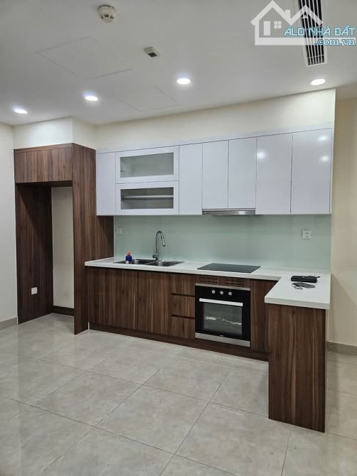 Bán CH CC Golden Park,  Phạm Văn Bạch, Dương Đình Nghệ,Yên Hòa, Cầu Giấy. 96m2.  8,95 tỷ - 5