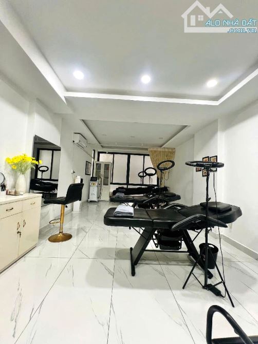 BÁN NHÀ ĐẸP NỘI THẤT CAO CẤP 82M2. 6 TẦNG THANG MÁY. KINH DOANH SPA. LÝ CHÍNH THẮNG Q3. - 6