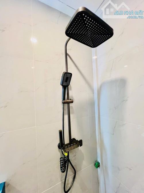 Bán Nhà Hồng Tiến DT 52m2 MT 4,6m 5 Tầng, Kinh Doanh. 8,7 tỷ - 6