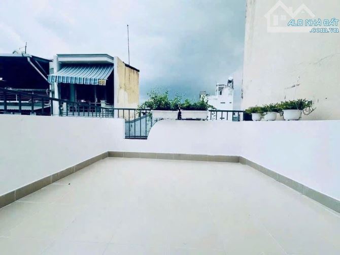 Bán nhà riêng tại Trần Văn Đang, Quận 3. DT: 50m/ 2Tỷ 290 view đẹp, nhiều tiện ích. Sổ sẵn - 9