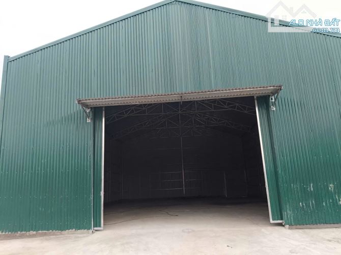 cần cho thuê kho tại phúc diễn bắc từ liêm. DT. 225m2 và 500m2, kho cao 7m xe công vào cửa - 1