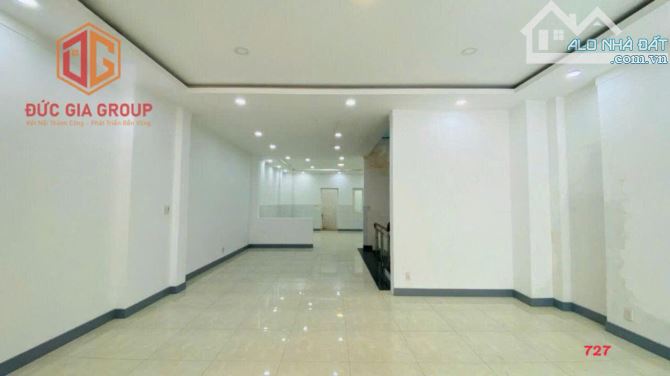 Nhà nguyên căn mặt tiền đường D9 khu D2D Võ Thị Sáu, 6x22m 25 triệu