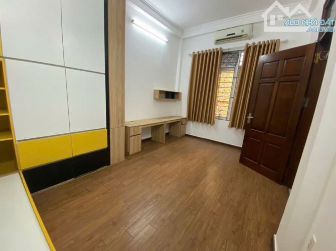 MỸ ĐÌNH - NHÀ ĐẸP Ở NGAY - TIỆN ÍCH NGẬP TRÀN - DÂN XÂY CHẮC CHẮN - DT 36M2 - GIÁ TỐT