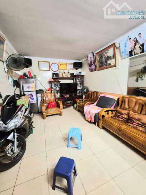 HIẾM !!! MINH KHAI 35M2 – 4 TẦNG - HÀNG XÓM TIME CTY - 10M Ô TÔ - GẦN PHỐ - CHỈ 4,5 TỶ.