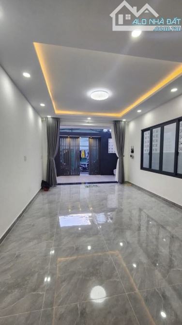 64M2,  ĐƯỜNG QUANG TRUNG, P.14, GV, GIÁ NHỈNH 5 TỶ