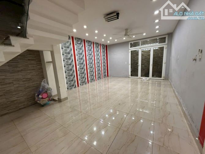 Bán nhà riêng tại Trần Mai Ninh, 15 tỷ, 93m2, view đẹp