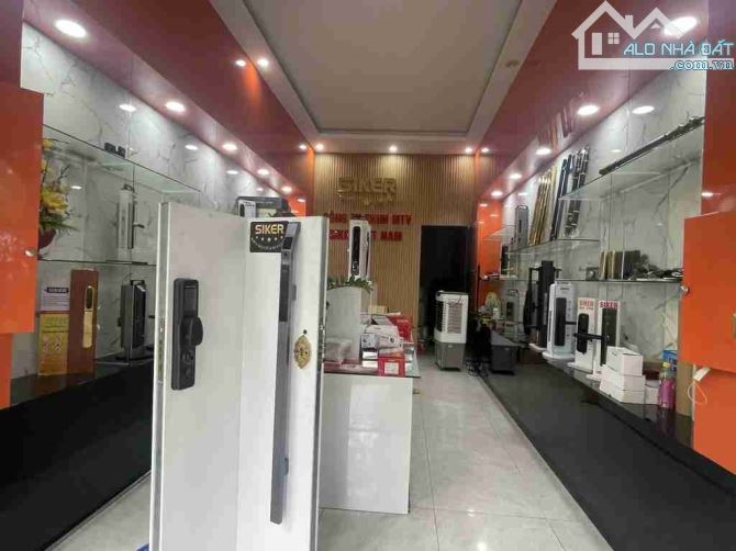 Bán nhà mặt tiền lê tư nhất thống dt 100 m2 3  tầng ngang 5 m giá 4.65 tỷ