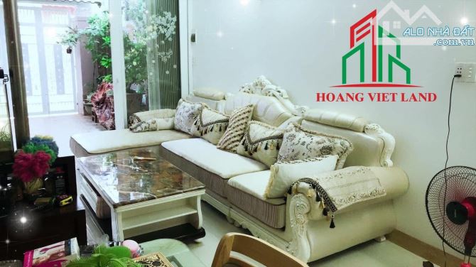 NHÀ MÁI THÁI TÂM HUYẾT KHU TRUNG CAO - DT 4,5x18m.TC 100%. ĐÔNG NAM.GIÁ 3,3 tỉ