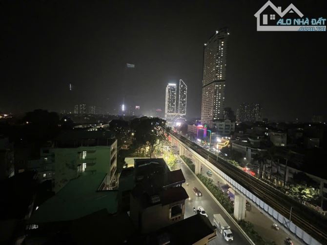 Văn Quán, Hà Đông 132m² tầng cao, lô góc, 3 ngủ, 2 ban công, slot oto, nhỉnh 7tỷ.