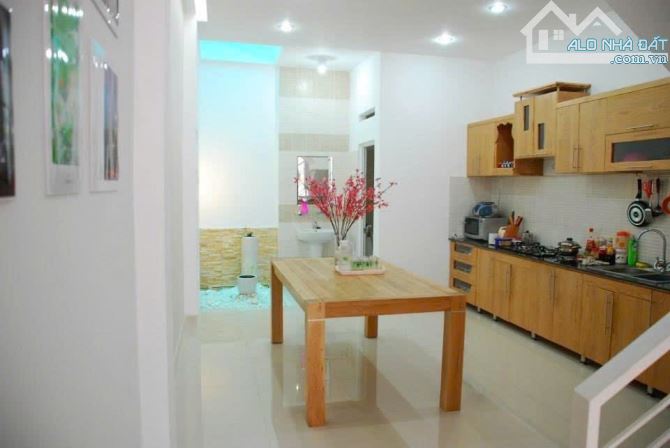 NHÀ NGUYỄN THỊ KIỂU NGANG 5M 3 TẦNG 80M2  NỞ HẬU NHỈNH 4 TỶ - 1