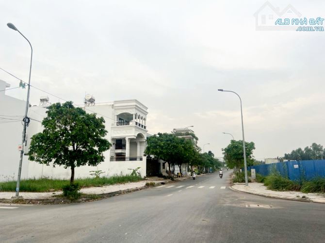 Đất nền Đào Sư Tích, 110m, giá 6.4 tỷ, sổ hồng riêng - 1