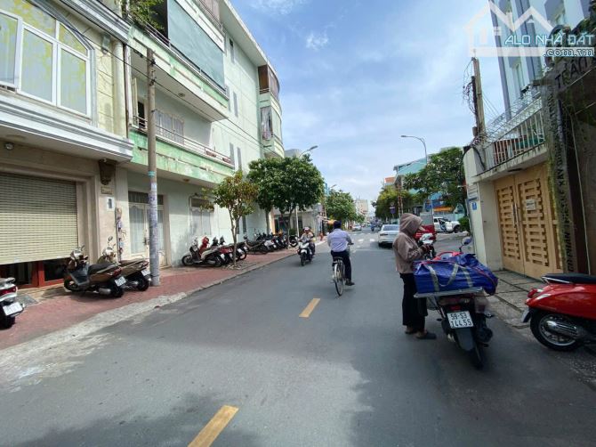 Bán nhà mặt Tiền Khu Víp Ngay Trần Nhuật Duật,Tân Định,Quận,1 Kết Cấu; 4 Tầng,Giá 24 Tỷ - 2