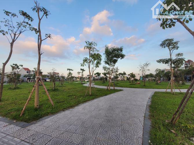 60m2 view công viên + bãi đỗ xe, khu dân cư hương sơ. Chỉ 1 tỷ 230tr - 2