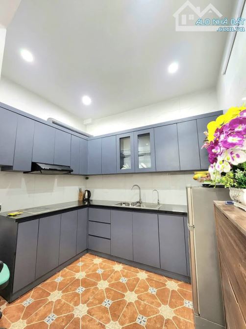 Bán nhà Đường Láng, ngõ Thông, gần Yên Lãng, ngã Tư Sở, Thịnh Quang,Đống Đa.Giá: 9 tỷ - 2