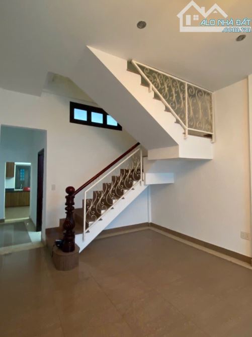 BÁN NHÀ 3 TẦNG MẶT TIỀN NGUYỄN ĐỨC TỊNH ĐỐI LƯNG TRƯỜNG CHINH - 2