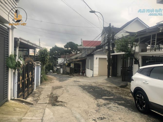 BÁN CĂN VILLA ĐỒI THÔNG TIN NGUYỄN HỮU CẢNH P.8 ĐÀ LẠT - 13.5 TỶ - 2