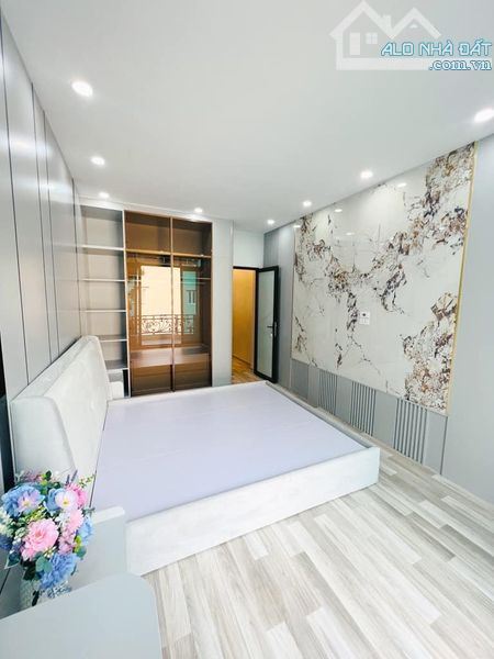 Bán nhà Xuân Đỉnh, Ở ngay, dân xây, gần bãi gửi ô tô, ngõ Ô tô, 40m2, 5 tầng chỉ 8 tỷ - 2