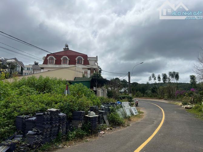 Bán đất 2 mặt tiền khu An Sơn view hướng đường vành đai thành phố Đà Lạt - 2