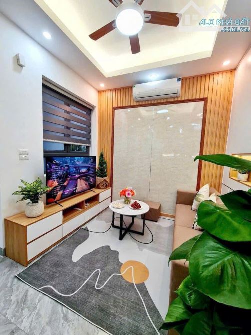 YÊN HÒA 62M2- SÁT PHỐ- ÔTÔ ĐỖ- NT HIỆN ĐẠI- 3THOÁNG- TK CHỈNH CHU-Ở SƯỚNG-MẶT NGÕ THÔNG KD - 3