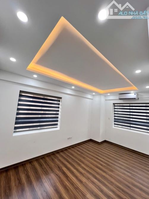 Bán chung cư cao cấp Định Công, 131m2 - 4 PN- Giá 6,2 tỷ - 3