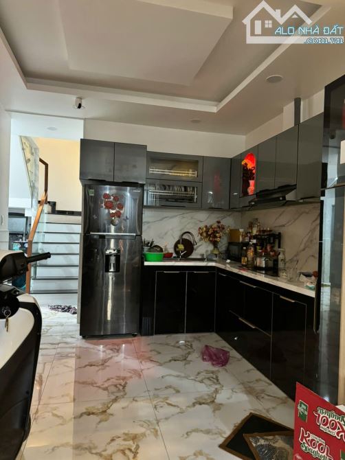 Bán nhà Trần Nguyên Hãn -Tùng Thiện Vương-Quận 8-58m2 -2 tâng BTCT-3PN-không quy hoạch. - 3