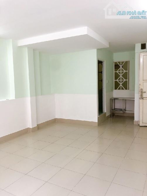 BÁN NHÀ BTCT NGAY VÒNG XOAY BÌNH TRIỆU HBC, 42M2, 4 TỶ, 2PN, GẦN ĐH LUẬT. - 3