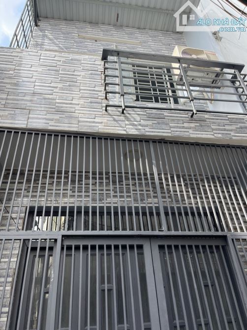 QUẬN 7 -  NGUYỄN THỊ XIẾU -  2 tầng BTCT - 32m2 - Giá 4.5 tỷ còn TL - 3