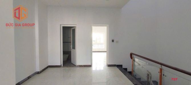 Nhà nguyên căn mặt tiền đường D9 khu D2D Võ Thị Sáu, 6x22m 25 triệu - 4