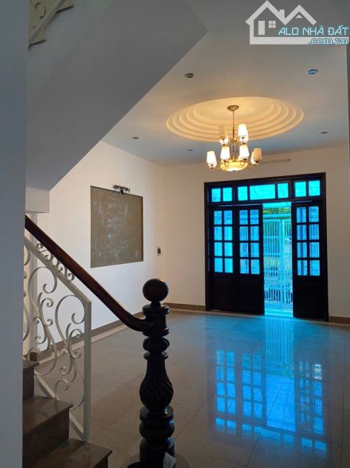 BÁN NHÀ 3 TẦNG MẶT TIỀN NGUYỄN ĐỨC TỊNH ĐỐI LƯNG TRƯỜNG CHINH - 4