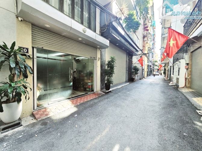 Bán nhà Nguyễn Chí Thanh, ô tô, 2 mặt phân lô, 44m2, mặt 4,2, chào 13 tỷ 8 - 5