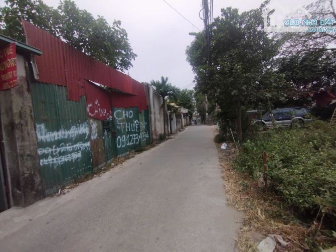 Cho thuê kho đường Nguyễn Văn Giáp, Nam Từ Liêm. DT 240m, cao 6m, có khối vp, điện 3fa. Gi - 6