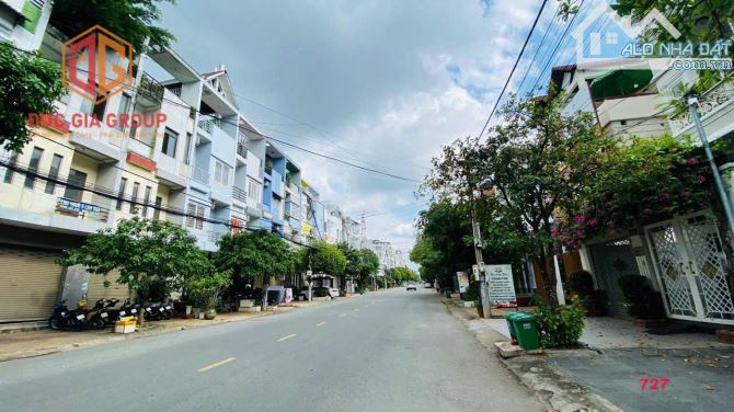 Nhà nguyên căn mặt tiền đường D9 khu D2D Võ Thị Sáu, 6x22m 25 triệu - 6