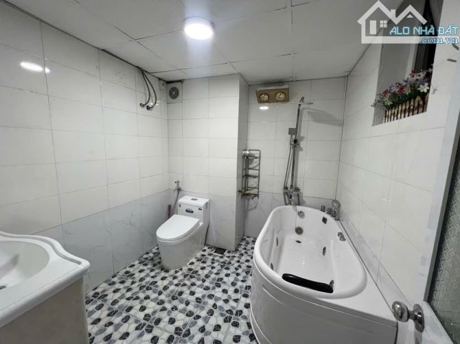 Văn Quán, Hà Đông 132m² tầng cao, lô góc, 3 ngủ, 2 ban công, slot oto, nhỉnh 7tỷ. - 7