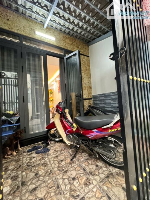 Bán nhà Trần Nguyên Hãn -Tùng Thiện Vương-Quận 8-58m2 -2 tâng BTCT-3PN-không quy hoạch. - 8
