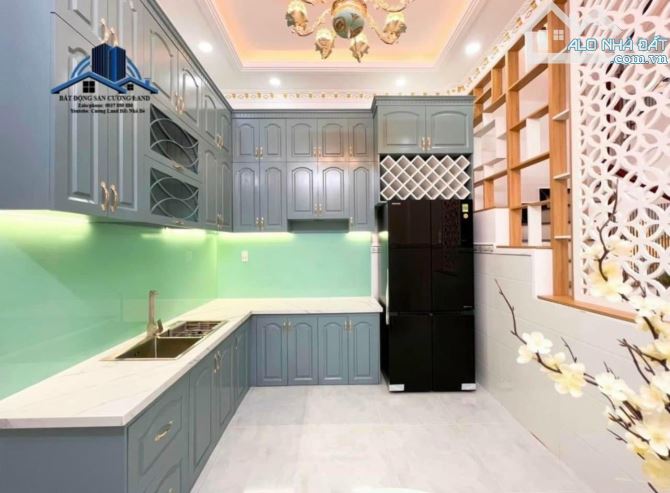 Nhà 4 tầng full nội thất Đào Tông Nguyên Nhà Bè xe hơi đậu trước cửa- Giá 5.6 tỷ - 5