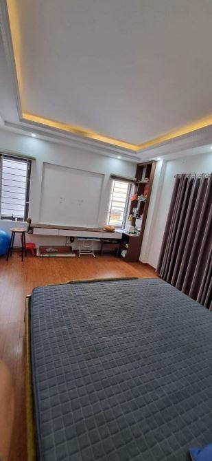 Bán nhà mặt ngõ 218 Lạc Long Quân, 10m ô tô tránh, gần Hồ Tây, 48m2 MT 4m , 4 tầng 6.2 tỷ - 1