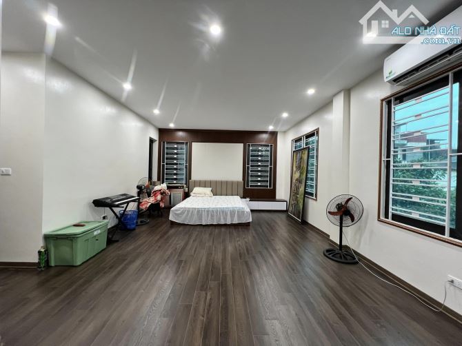 ĐẲNG CẤP TÂY HỒ - KHU ĐÔ THỊ CIPUTRA - BIỆT THỰ - LỘNG GIÓ - VIEW VƯỜN HOA