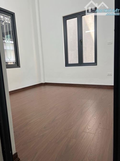 Bán Nhà Minh Khai Hai Bà Trưng 40m2 Hai Thoáng - 3