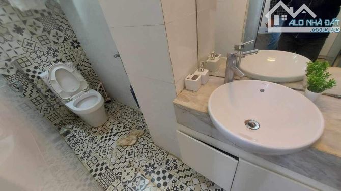 Cho thuê 1n1k Hàm Long, 45m2, cách hồ Hoàn Kiếm 700m, full đồ, giá 7.5tr - 2