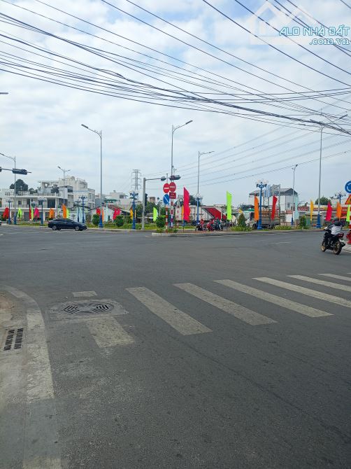 Nhà Mt Huỳnh Văn Gấm, gần Hùng Vương nối dài, P2, TP Tân An