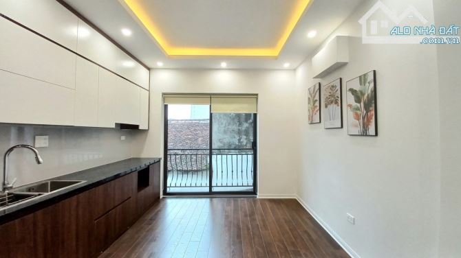 5.6 tỷ, 40m2x5T Phố Trần Phú Hà Đông Phân Lô Ô Tô Kinh Doanh Nội Thất VIP Ngõ Thông - 2