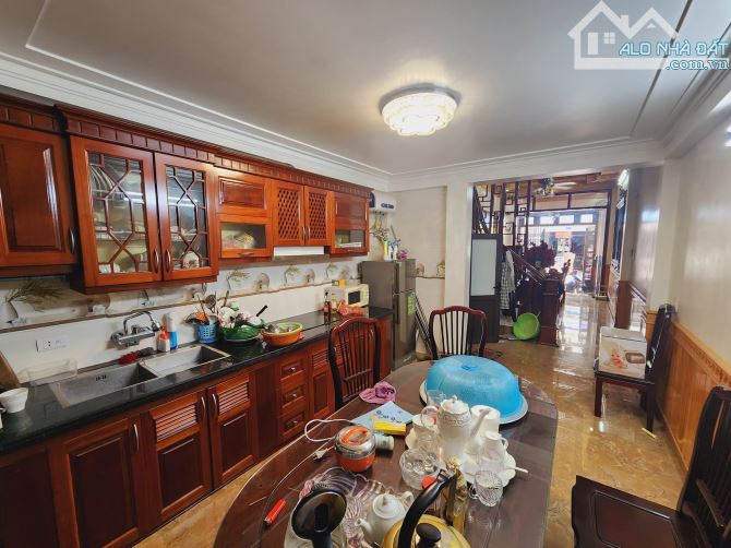 ⚜️ Bán nhà Mặt Phố Hoa Bằng, Cầu Giấy, 54m2 4T MT 4m, Chỉ 12.3 Tỷ ⚜️ - 2