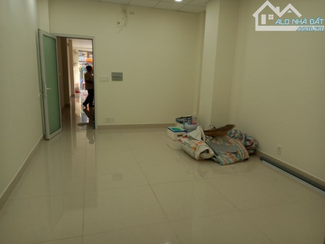 💦Nhà Mặt Tiền Nguyễn Oanh Phường 17💦4x28m 3 Lầu.6 PN.5WC💦35 TRIỆU - 12